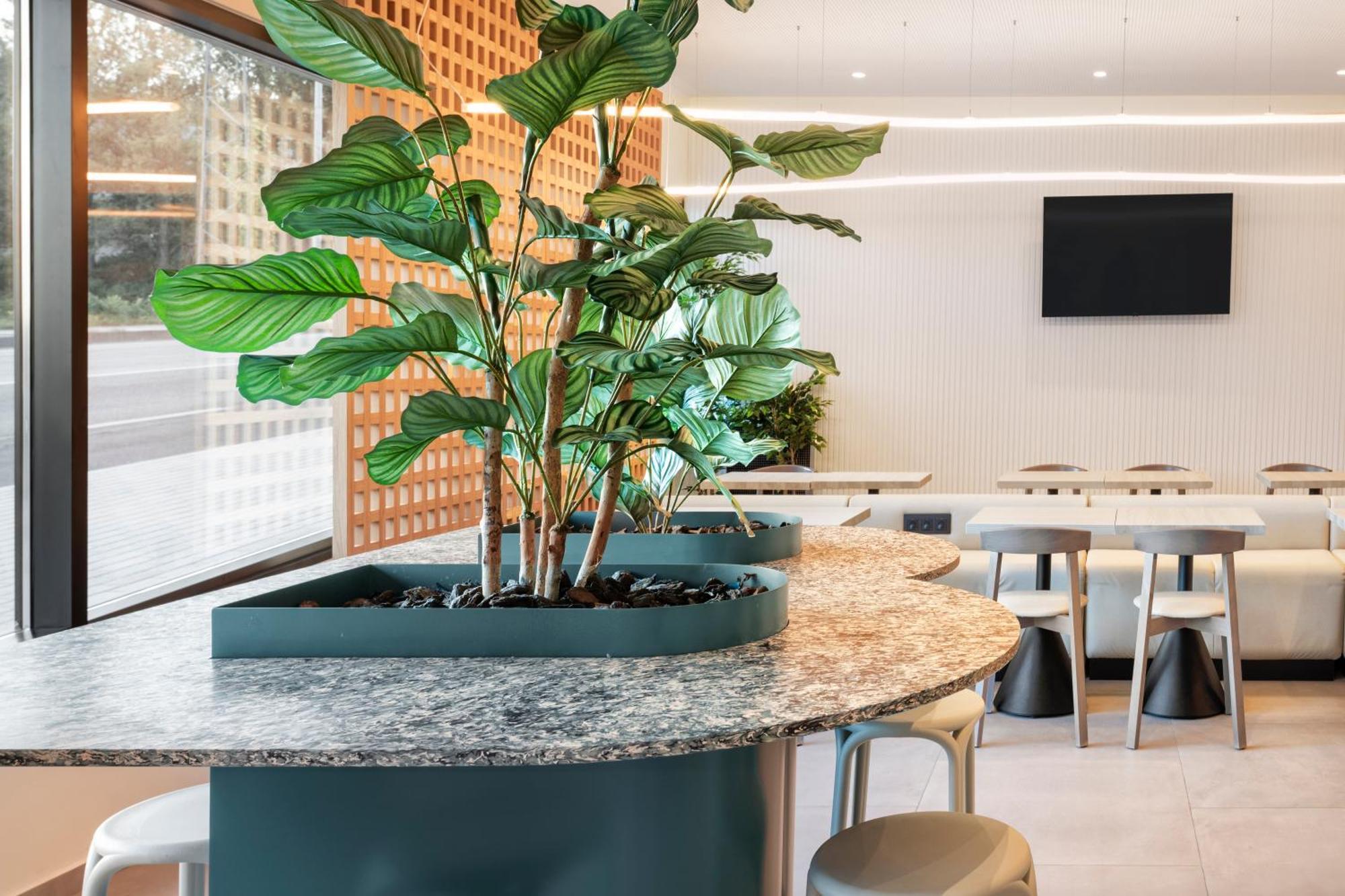 B&B Hotel Guimaraes Luaran gambar